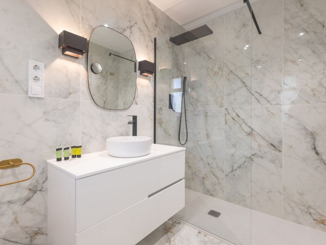 Penthouse in Elviria