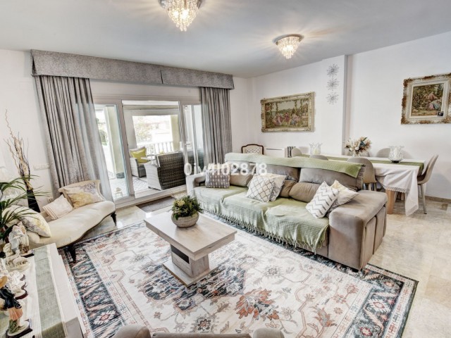 6 Bedrooms Villa in Benalmadena Costa