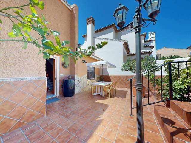 4 Slaapkamer Rijtjeshuis in Mijas