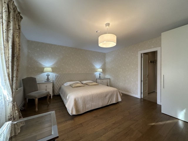 Apartamento con 3 Dormitorios  en Puerto Banús