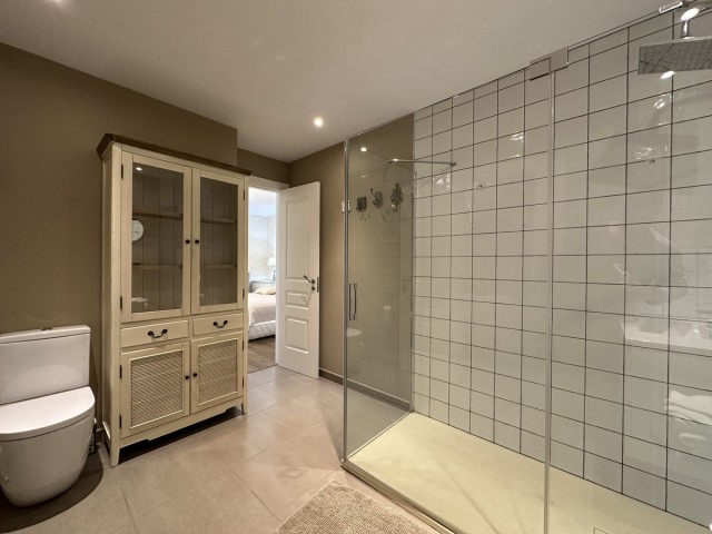 Apartamento con 3 Dormitorios  en Puerto Banús