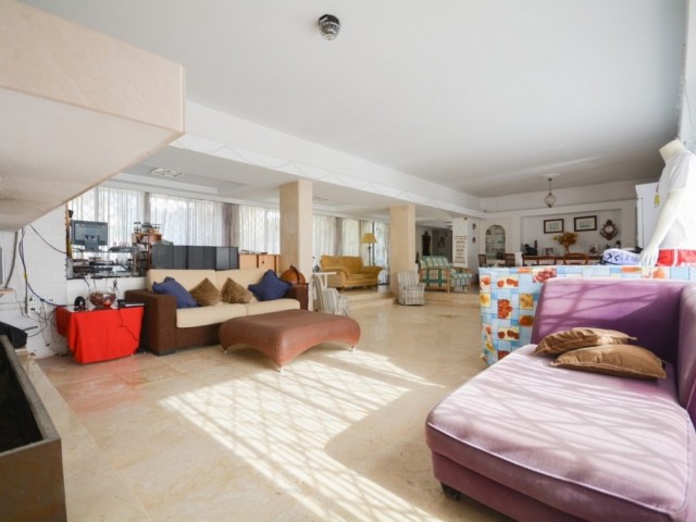 4 Makuuhuoneen Huvila Torremolinos