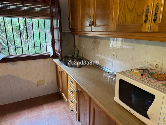 4 Bedrooms Villa in Estepona