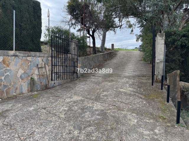 4 Bedrooms Villa in Estepona