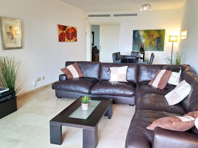 Apartamento con 2 Dormitorios  en La Duquesa