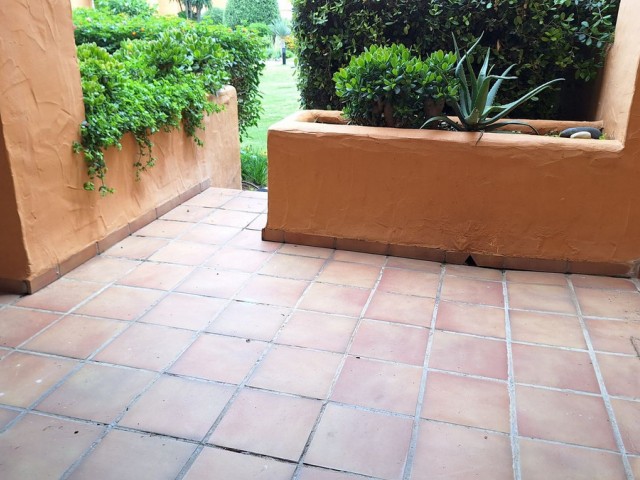 2 Bedrooms Apartment in La Duquesa