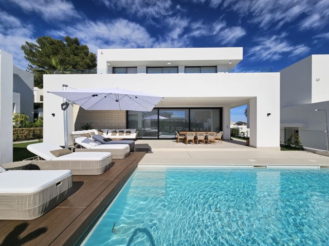 4 Slaapkamer Villa in Río Real