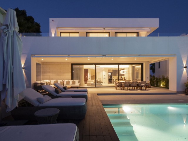 4 Slaapkamer Villa in Río Real