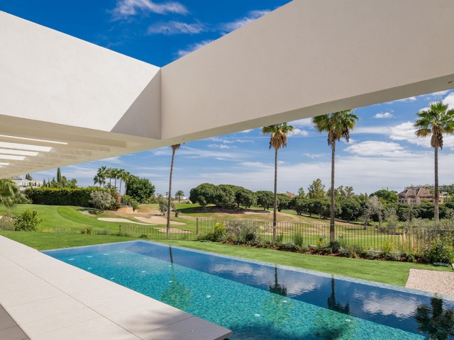 4 Slaapkamer Villa in Nueva Andalucía