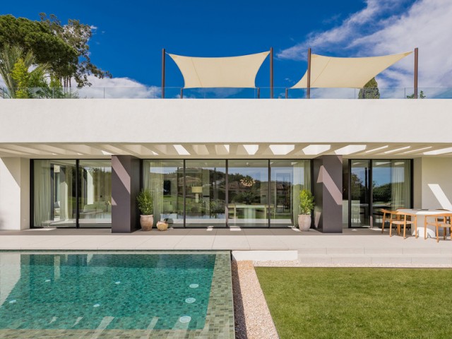 4 Slaapkamer Villa in Nueva Andalucía