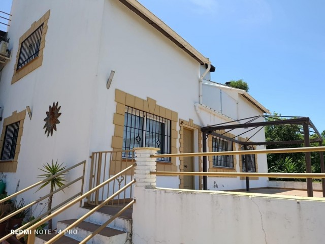 Villa avec 5 Chambres  à Alhaurín el Grande