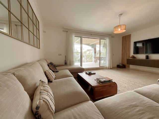 Apartamento con 3 Dormitorios  en Sotogrande Marina