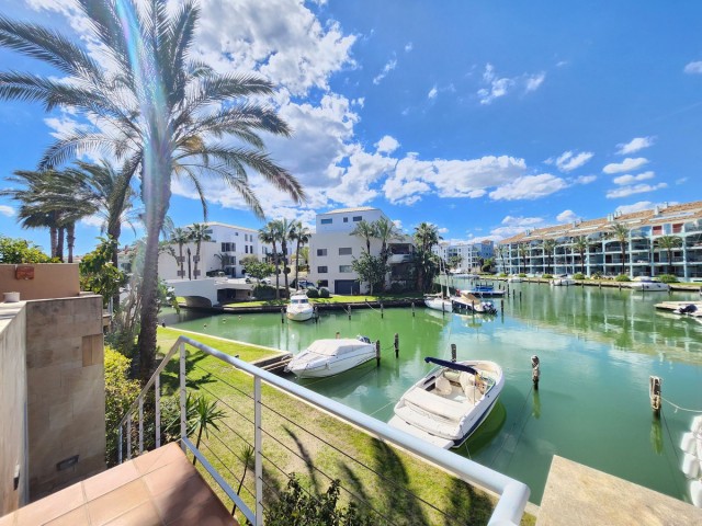 2 Schlafzimmer Apartment in Sotogrande Puerto