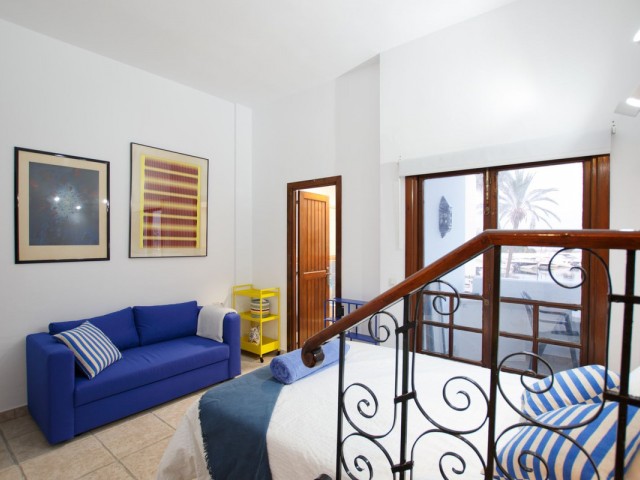 4 Schlafzimmer Apartment in Puerto de Cabopino