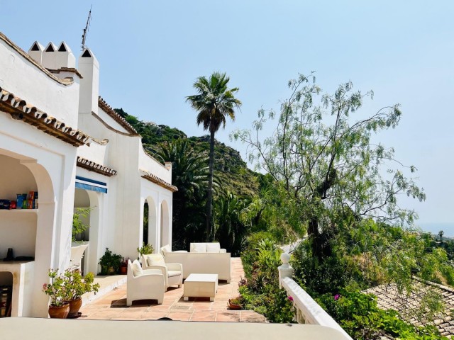 Maison mitoyenne avec 6 Chambres  à Mijas