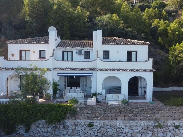 6 Makuuhuoneen Rivitalo Mijas