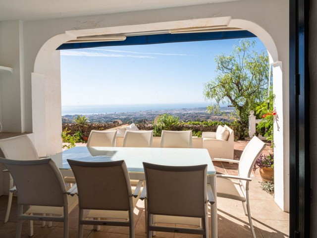 6 Makuuhuoneen Rivitalo Mijas