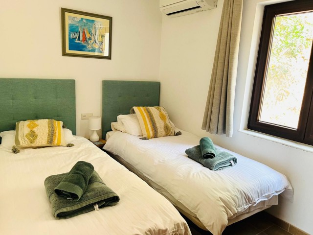 6 Makuuhuoneen Rivitalo Mijas