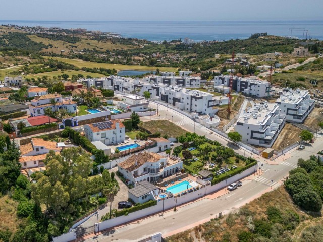 6 Sovrums Villa i Estepona
