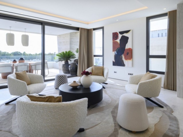 Apartment, Marbella, R5061520