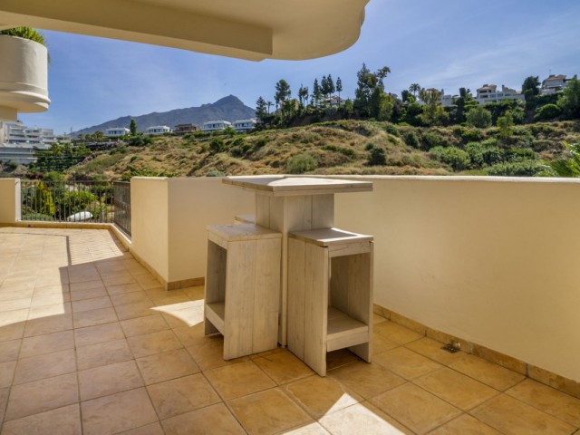 2 Bedrooms Apartment in Nueva Andalucía