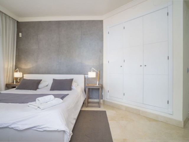 2 Bedrooms Apartment in Nueva Andalucía