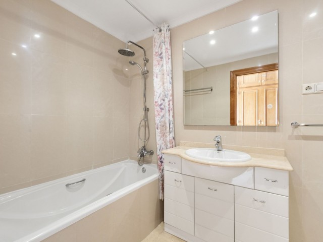 Ático con 3 Dormitorios  en La Cala Hills