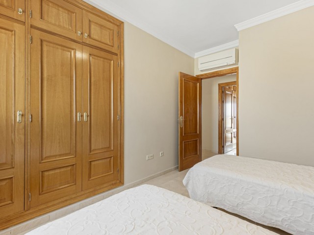 Ático con 3 Dormitorios  en La Cala Hills