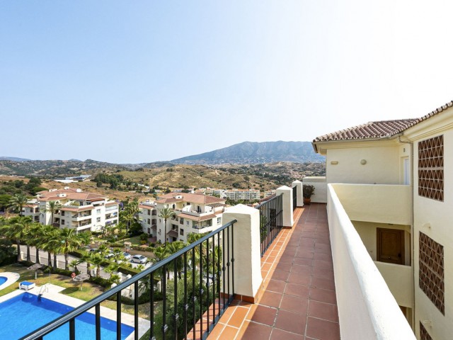 Ático con 3 Dormitorios  en La Cala Hills