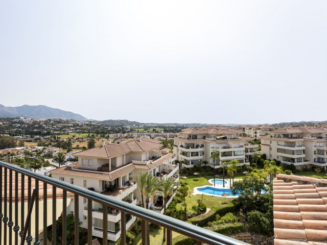 Ático con 3 Dormitorios  en La Cala Hills