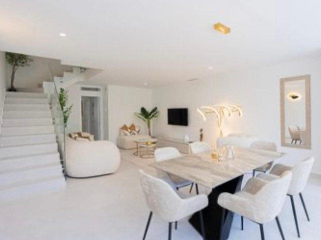4 Schlafzimmer Reihenhaus in Aloha