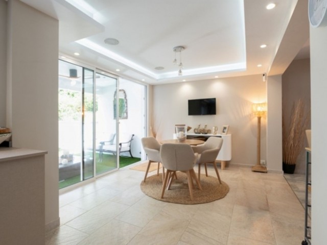 4 Slaapkamer Rijtjeshuis in Manilva