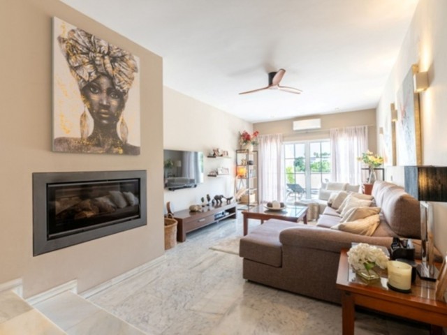 4 Slaapkamer Rijtjeshuis in Manilva