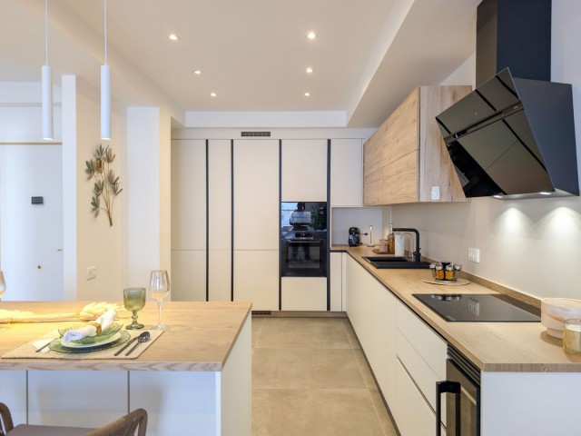 2 Bedrooms Apartment in San Pedro de Alcántara