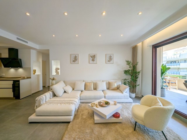 2 Bedrooms Apartment in San Pedro de Alcántara