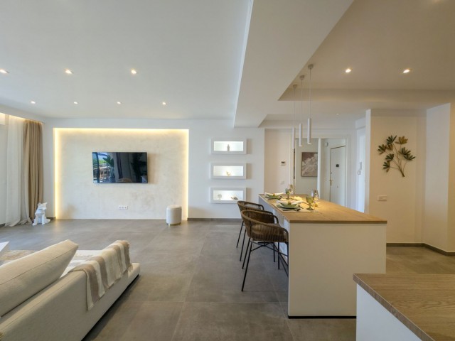 2 Bedrooms Apartment in San Pedro de Alcántara