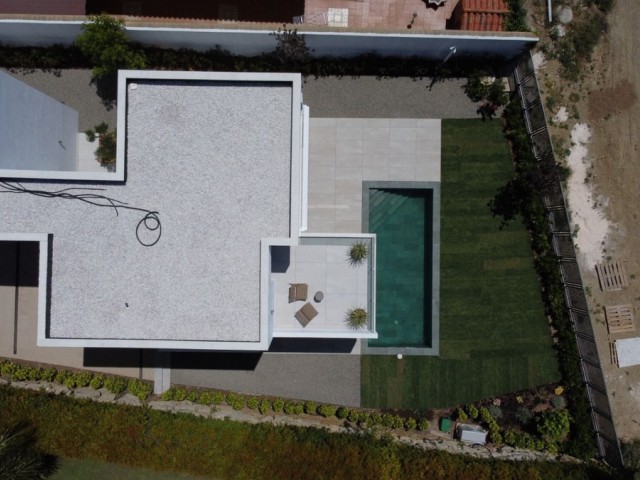 3 Sovrums Villa i Estepona