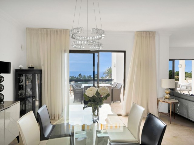 Penthouse avec 3 Chambres  à The Golden Mile