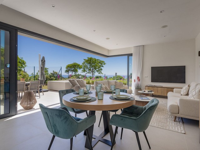 4 Schlafzimmer Villa in Casares Playa