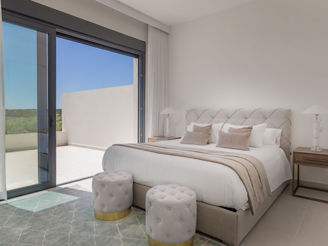 4 Schlafzimmer Villa in Casares Playa