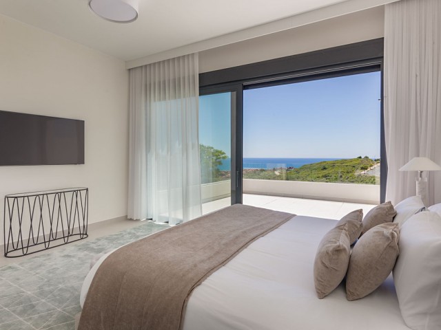 4 Schlafzimmer Villa in Casares Playa
