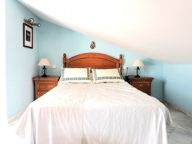 Apartamento con 4 Dormitorios  en Bel Air