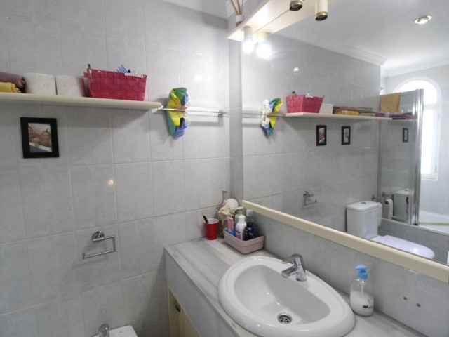 3 Schlafzimmer Reihenhaus in Nueva Andalucía