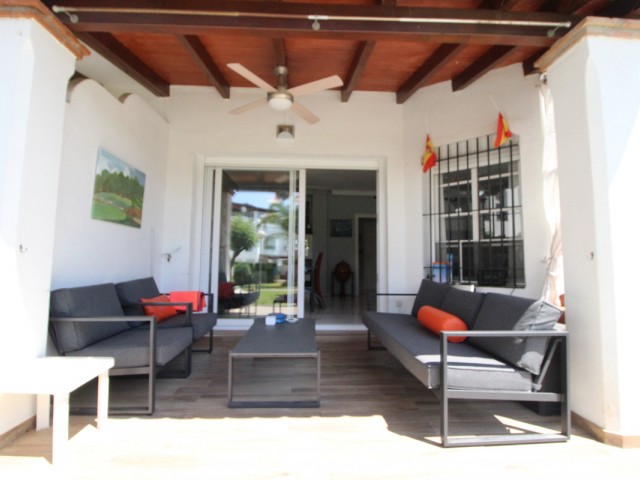 3 Schlafzimmer Reihenhaus in Nueva Andalucía