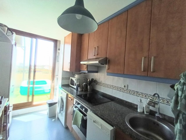 Apartamento con 4 Dormitorios  en Torrequebrada