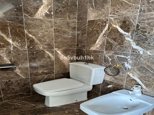 4 Bedrooms Apartment in Málaga