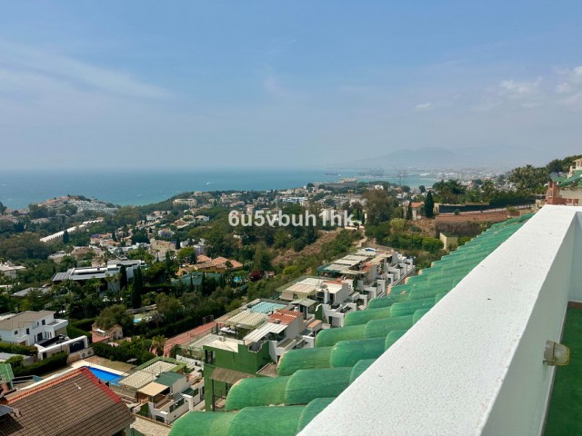 4 Bedrooms Apartment in Málaga