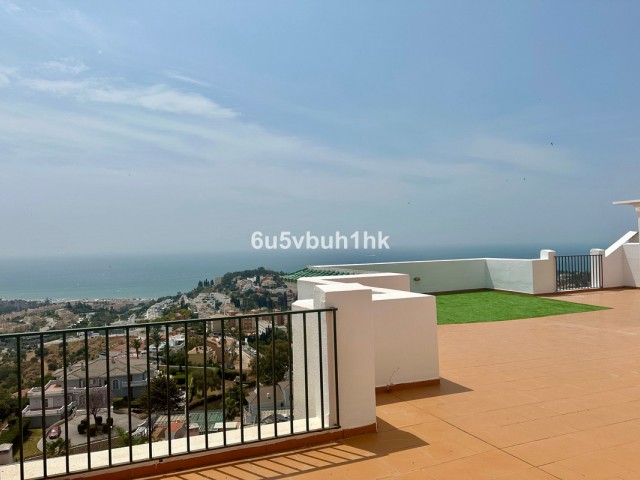 4 Bedrooms Apartment in Málaga