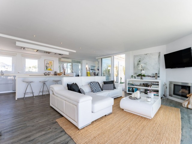 Kattohuoneisto Calahonda