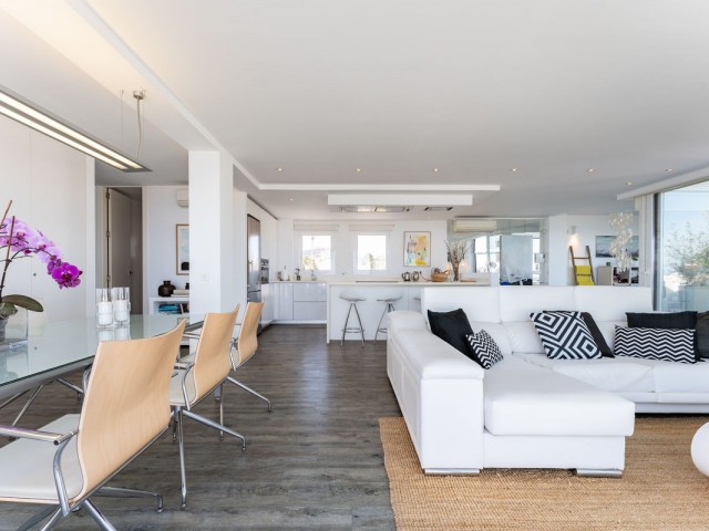 Kattohuoneisto Calahonda